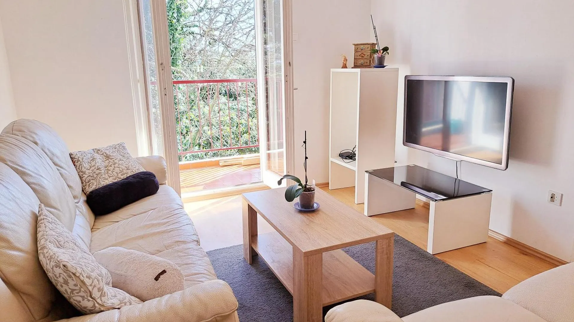 Apartment Tree House Lovran